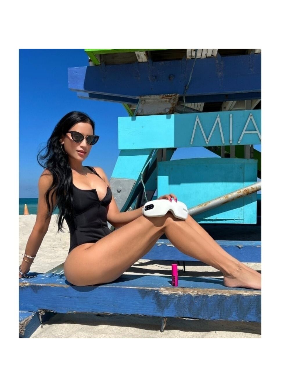 Prive Revaux The Juliette Cat Eye Sunglasses. Black Frames Gold tone Accent. - Picture 16 of 16